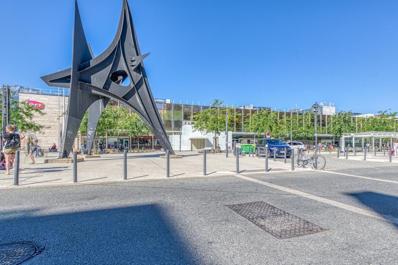 Le Petit Parfait Confort Gare Hamac Netflix Grenoble Exterior foto